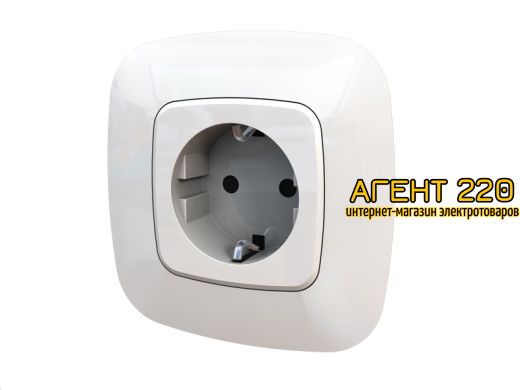 Розетка со шторками 2К+З 16А 250В винтовые зажимы белый Legrand Valena ALLURE