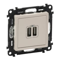 Розетка двойная USB для зарядки слоновая кость Legrand Valena LIFE