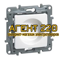 Розетка 2К белая Legrand ETIKA